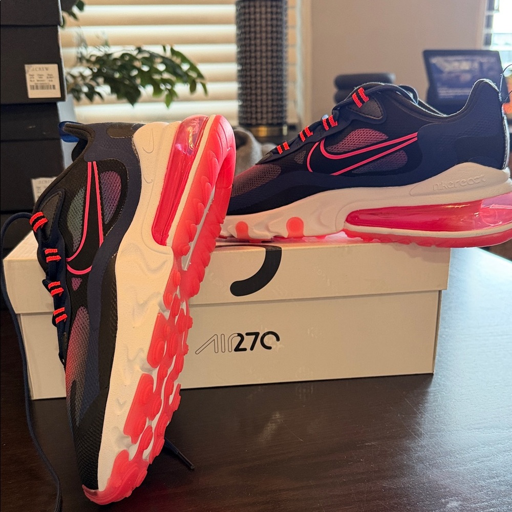 NIB Nike Women’s Air Max 270 React SE Midnight Navy Black Marine Size 8 - Picture 8 of 11